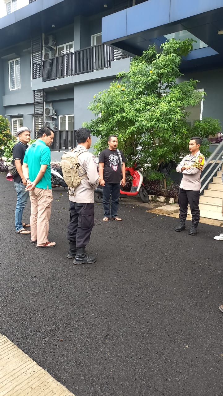 Kapolsek Citeureup dan Piket Fungsi Turun Langsung ke TKP Dugaan Tindak Pidana Penganiayaan