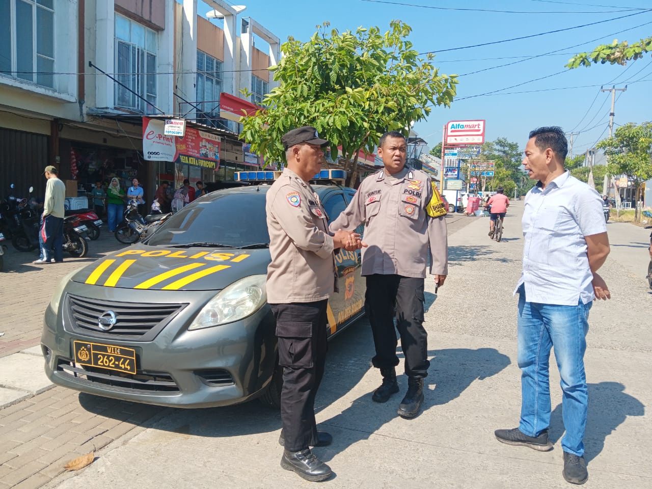 Akp Rustami beserta Anggota Memediasi Warga Perumahan dengan PT Tirta Harmoni Sentosa