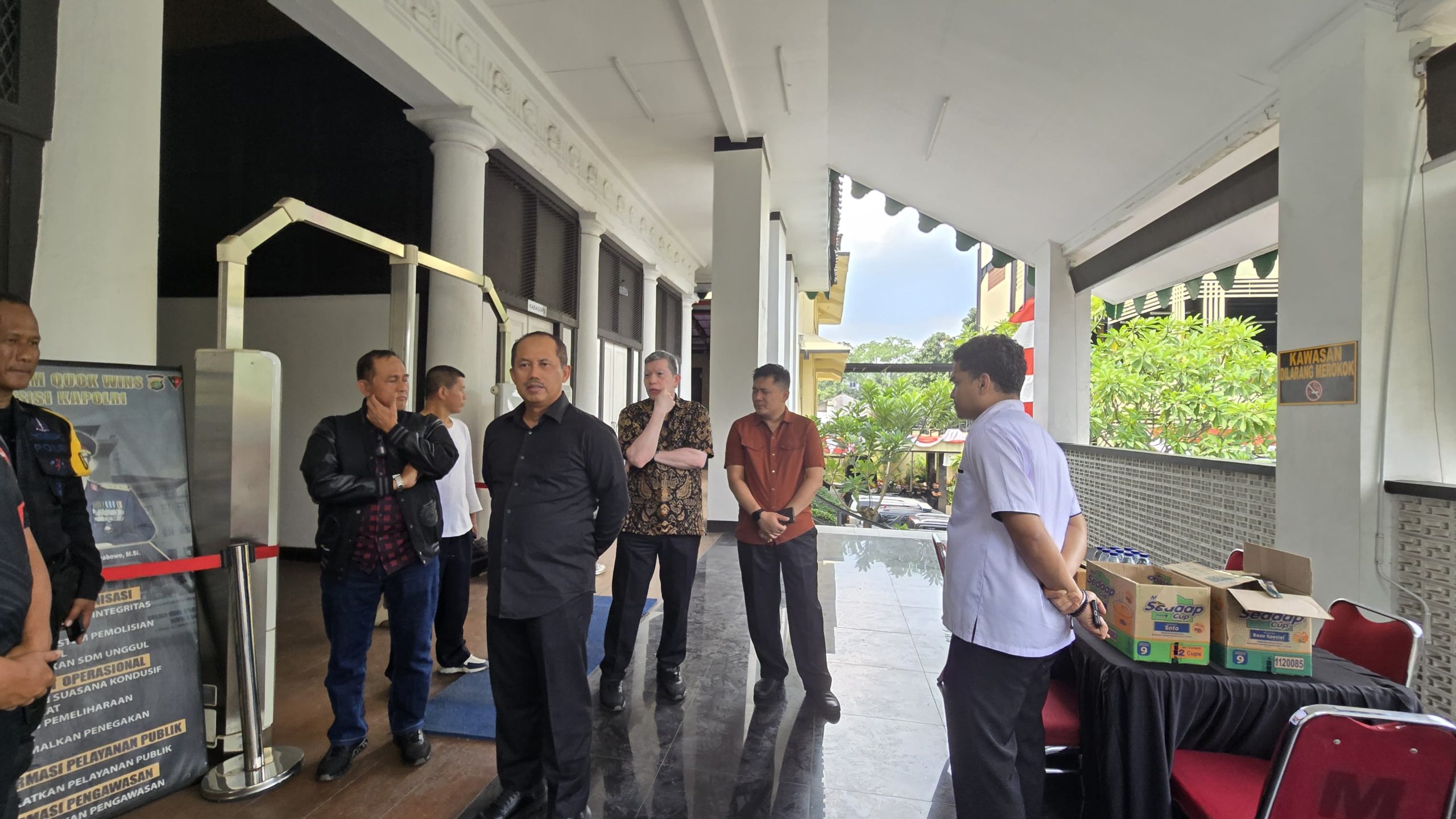 Kemenko Polkam Pastikan Jakarta Kondusif: Tim Pemantauan Kemenko Polkam Tinjau Situasi Keamanan di Jakarta