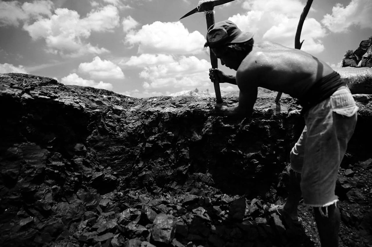 Masyarakat di Bayah dan panggarangan meminta pemerintah untuk mempersiapkan solusi jika tambang batubara di tutup.